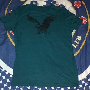 American Eagle Shirt . NEVER WORN!!!!